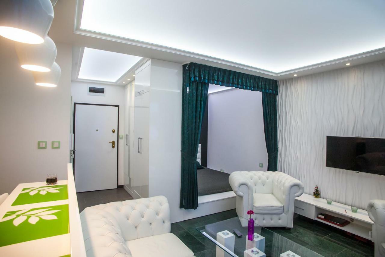 Royal Apartment In City Centre Сувалки Экстерьер фото